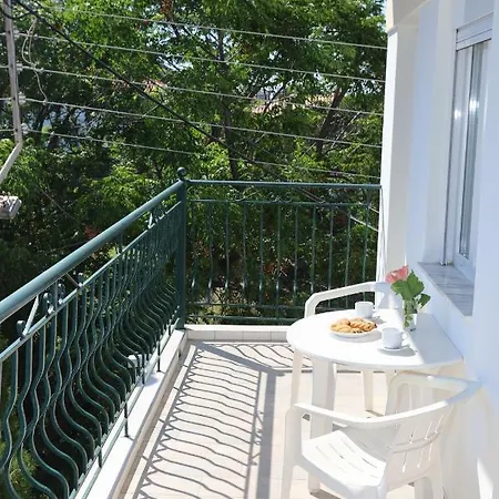 Lejlighedshotel Spanos Anna's
