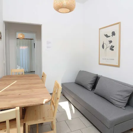 Spanos Anna's Apartmanhotel