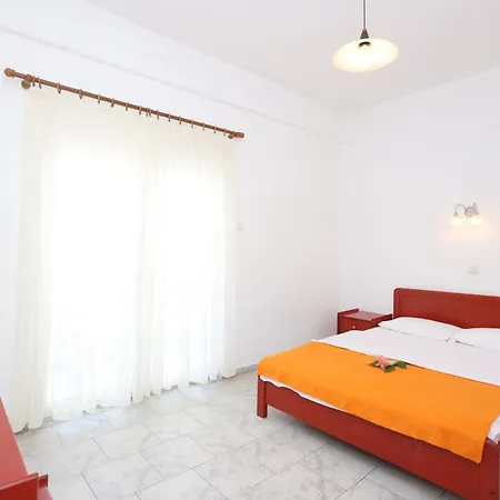 Aparthotel Spanos Anna's 3*