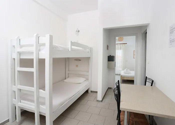 Hotel de apartamente Spanos Anna's Polychrono