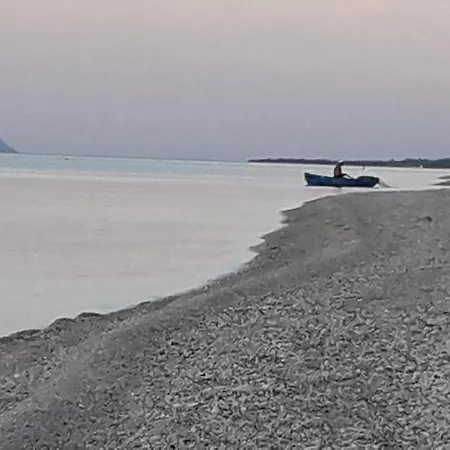 Apartahotel Spanos Anna's 3*