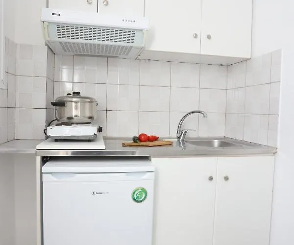 Spanos Anna's 公寓式酒店